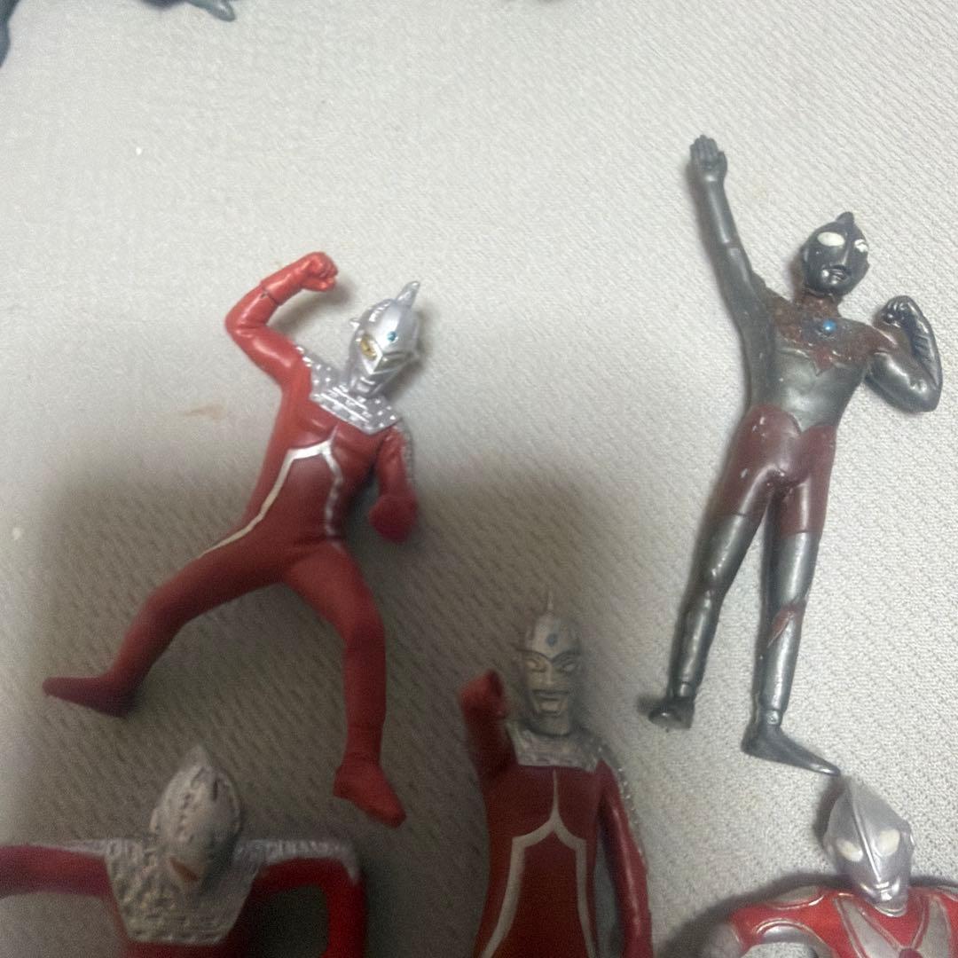 Ultraman 8