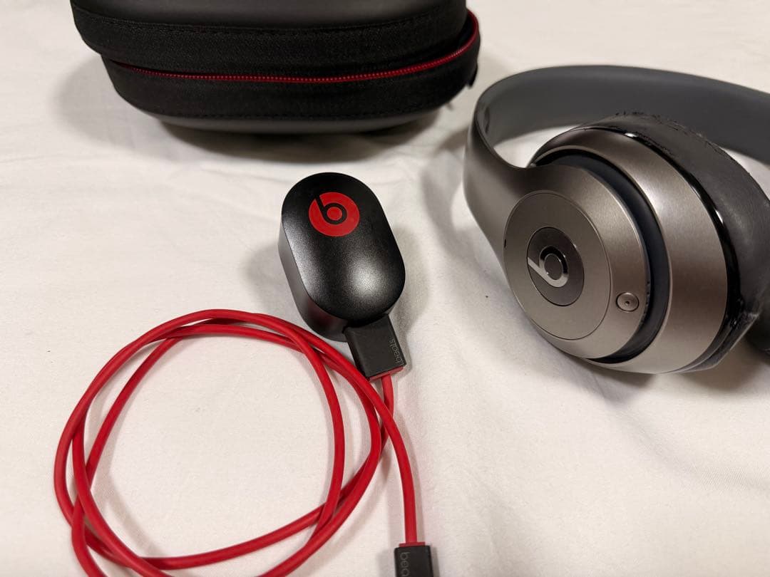 Beats By Dr. Dre Wireless Headphones Studio