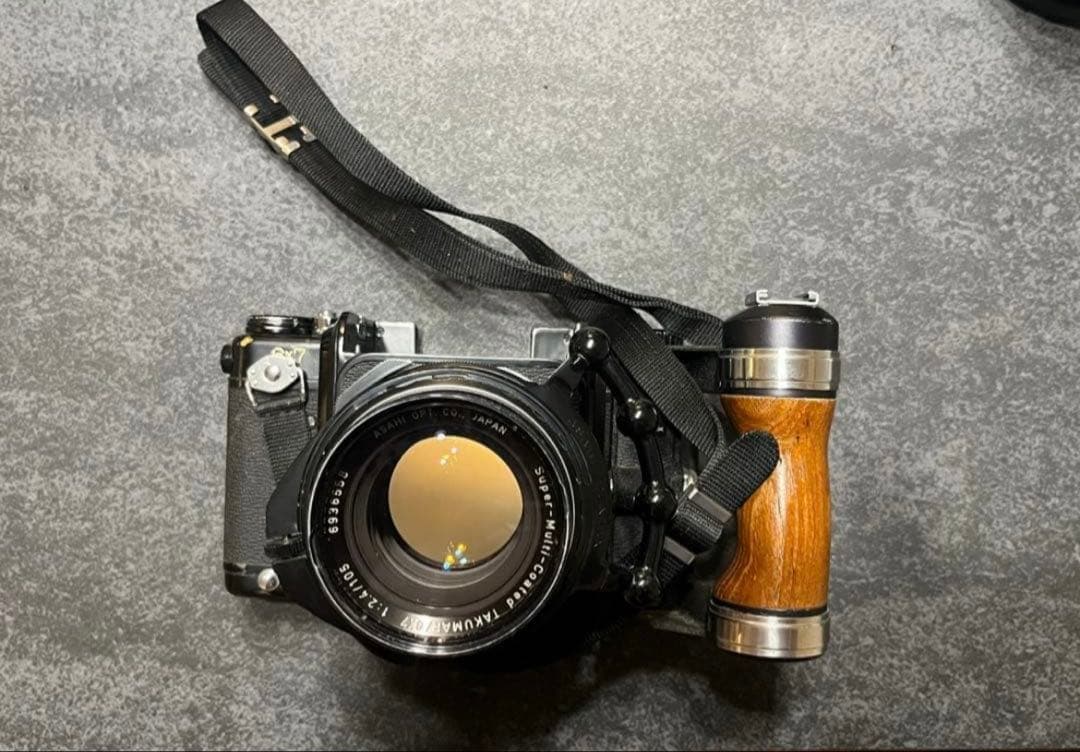 Large Format Medium Cameras (Film) Pentax 67 4