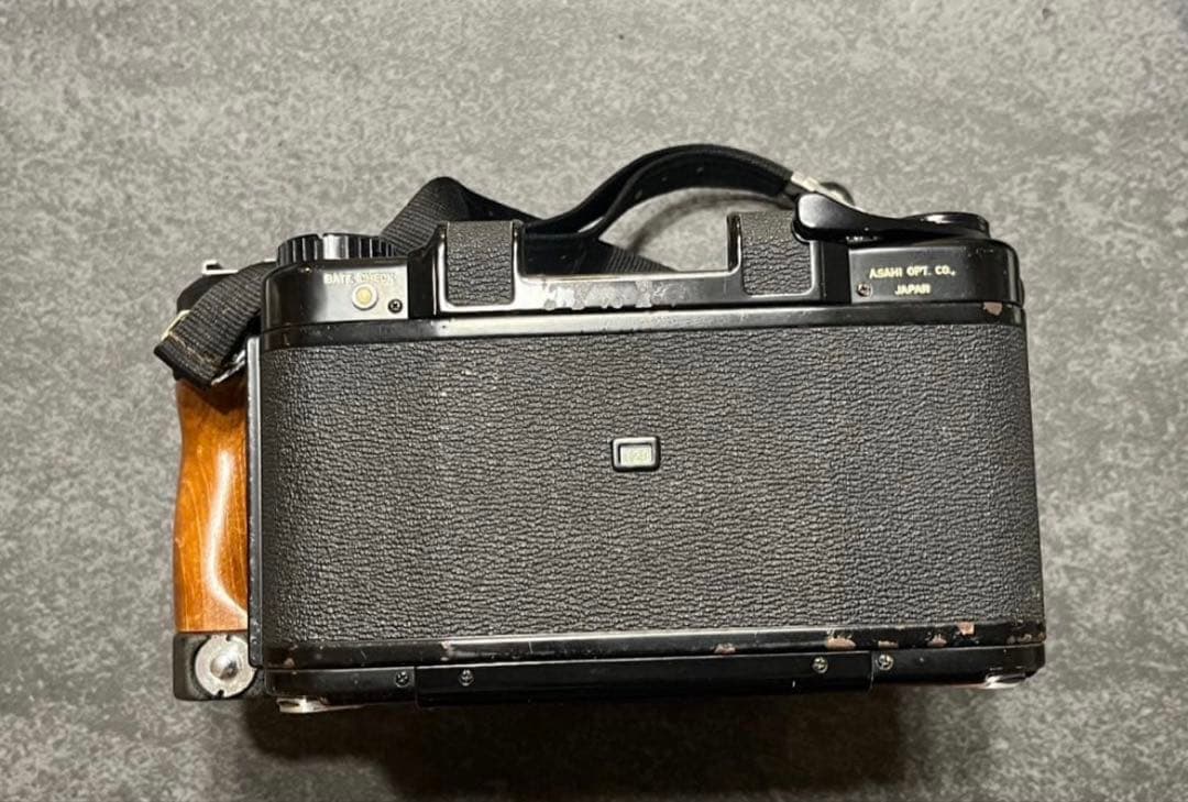 Large Format Medium Cameras (Film) Pentax 67 4