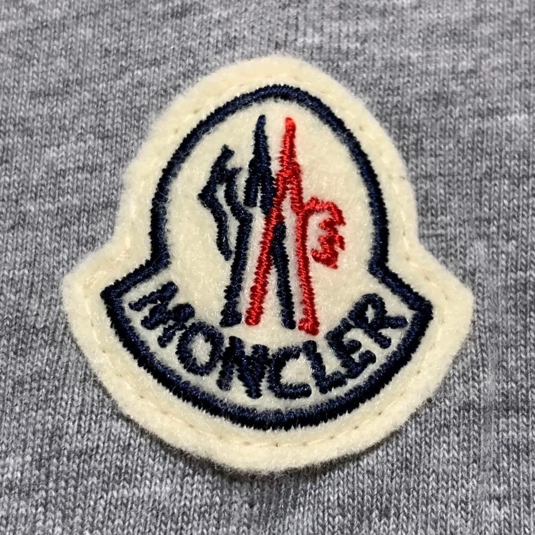 Moncler T -Shirt 4S376
