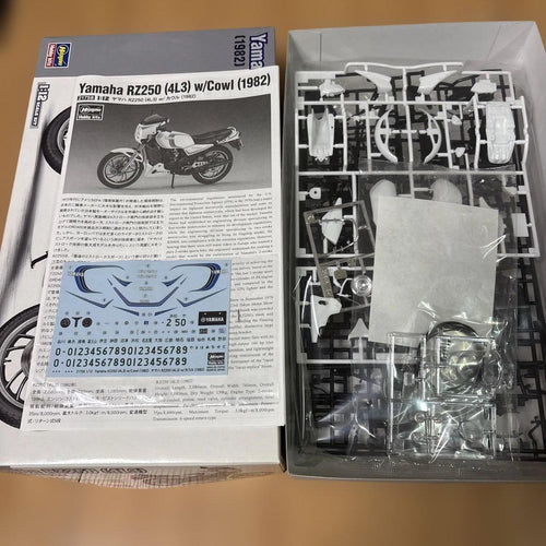 Hasegawa Motorcycles 1/12 Rz350 Rz250 2