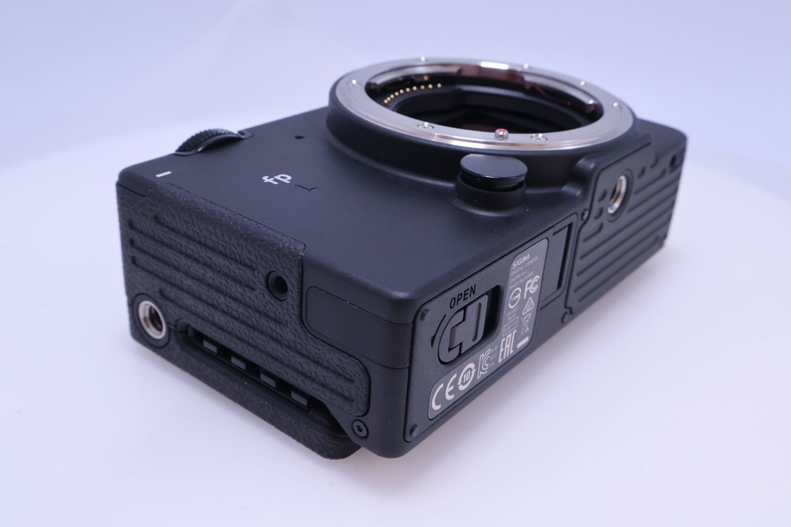 Sigma Mirrorless Interchangeable Lips Fp L (Black)(