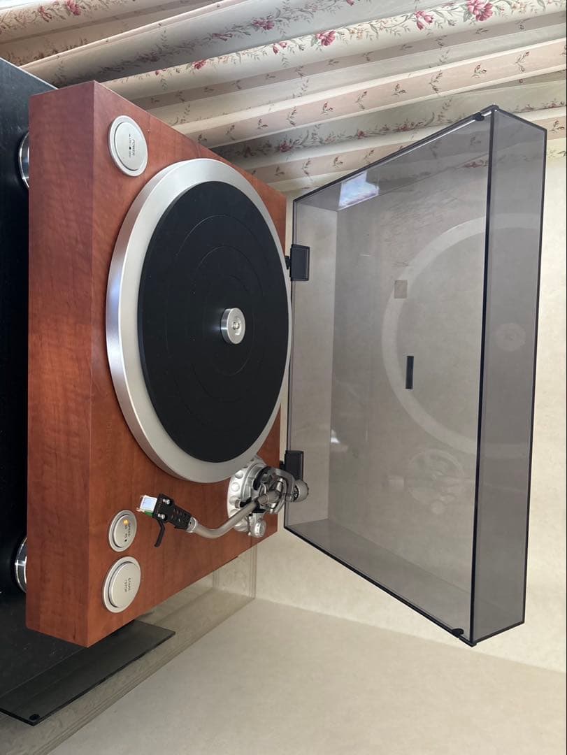 Denon Record Players (Turntables)