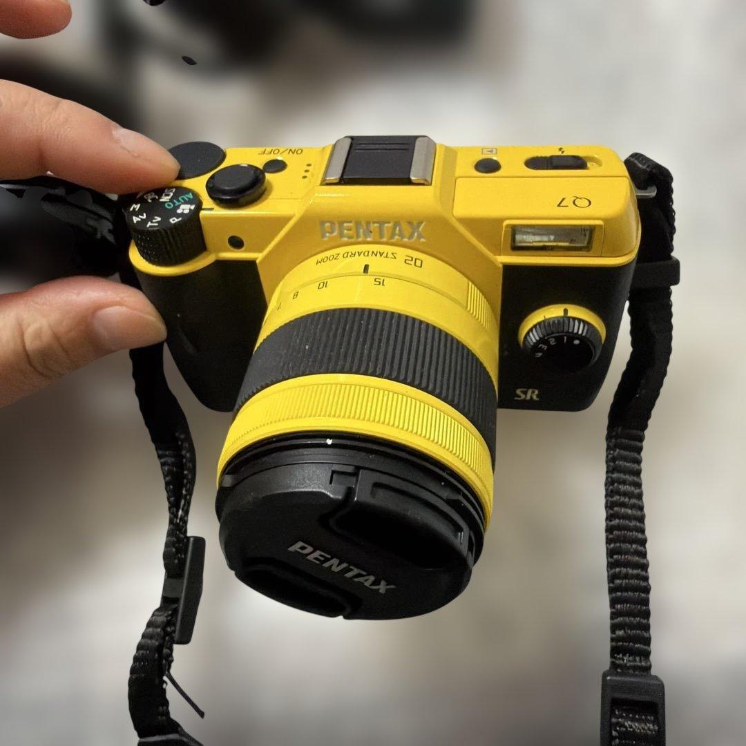 Pentax Mirrorless Interchangeable Lens Cameras Q7