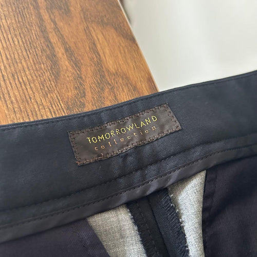 Tomorrowland Pants Setup