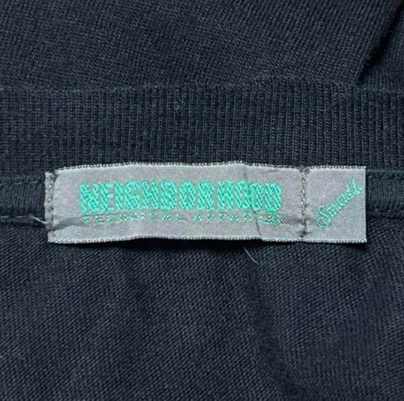 Neighborhood 7 Minutes, Long -Sleeved Cut -And -Sew Archive T Small Jesus Loves