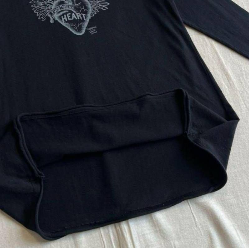 Neighborhood 7 Minutes, Long -Sleeved Cut -And -Sew Archive T Small Jesus Loves