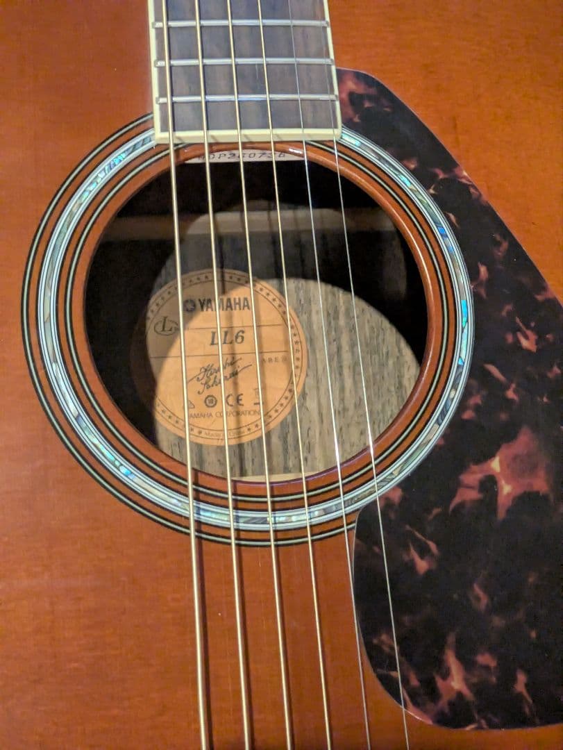 Yamaha Acoustic Guitar Ll6