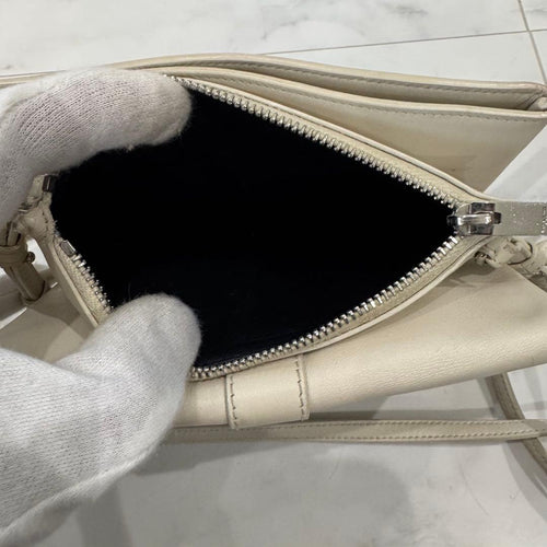 Saint Laurent Shoulder Bags