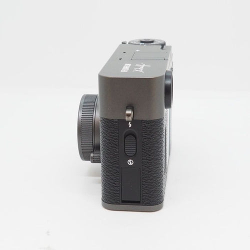 Fujifilm Compact Digital Camera X-Hf1-Cs Jp
