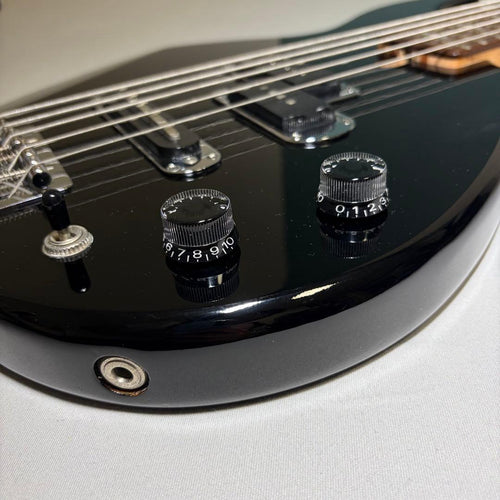 Yamaha Electric Basses Bb425 5
