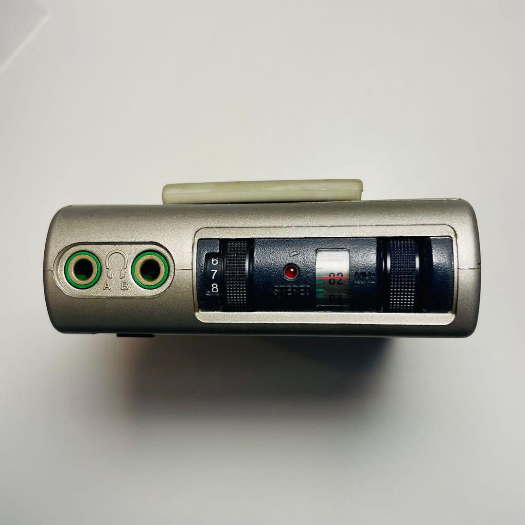 Sony Radio And Boombox Srf-80 Fm