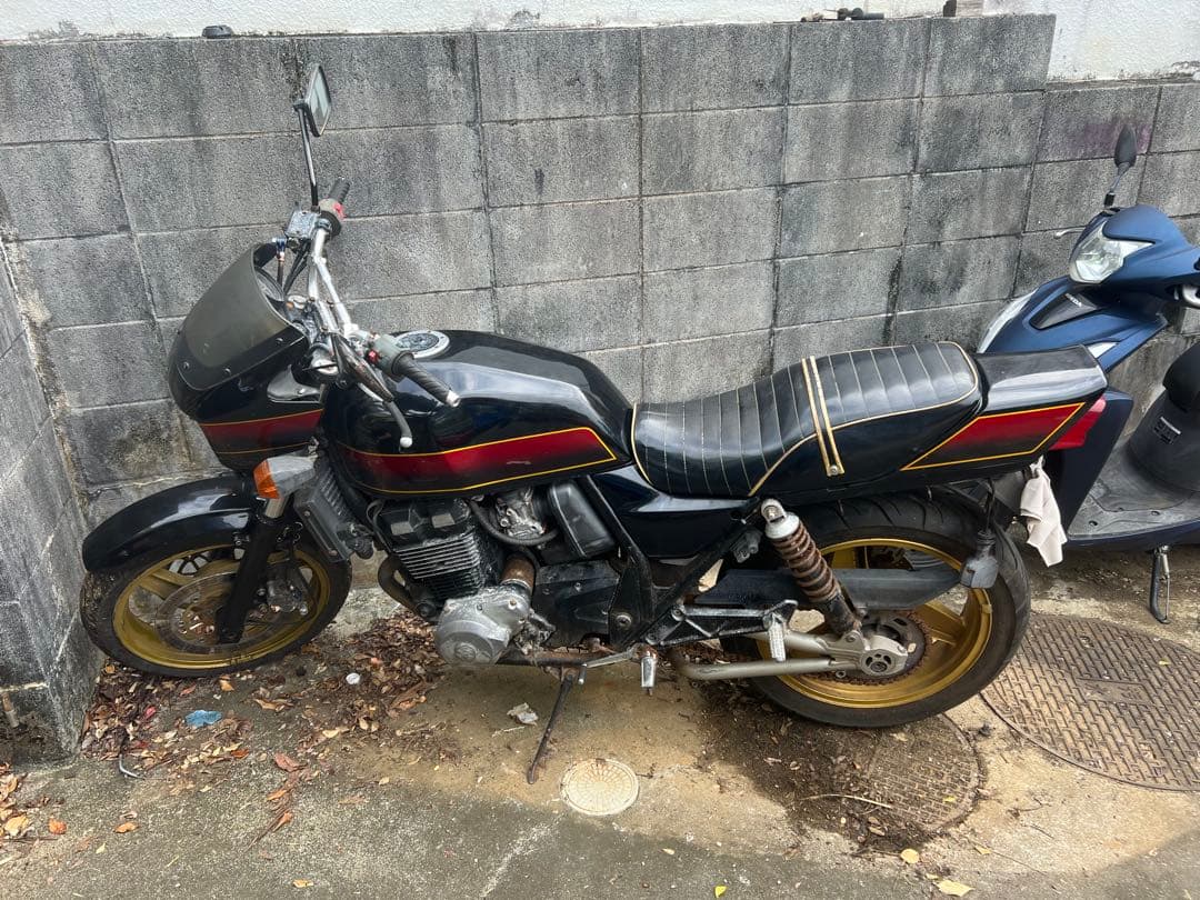 Kawasaki Motorcycle Body Zrx400