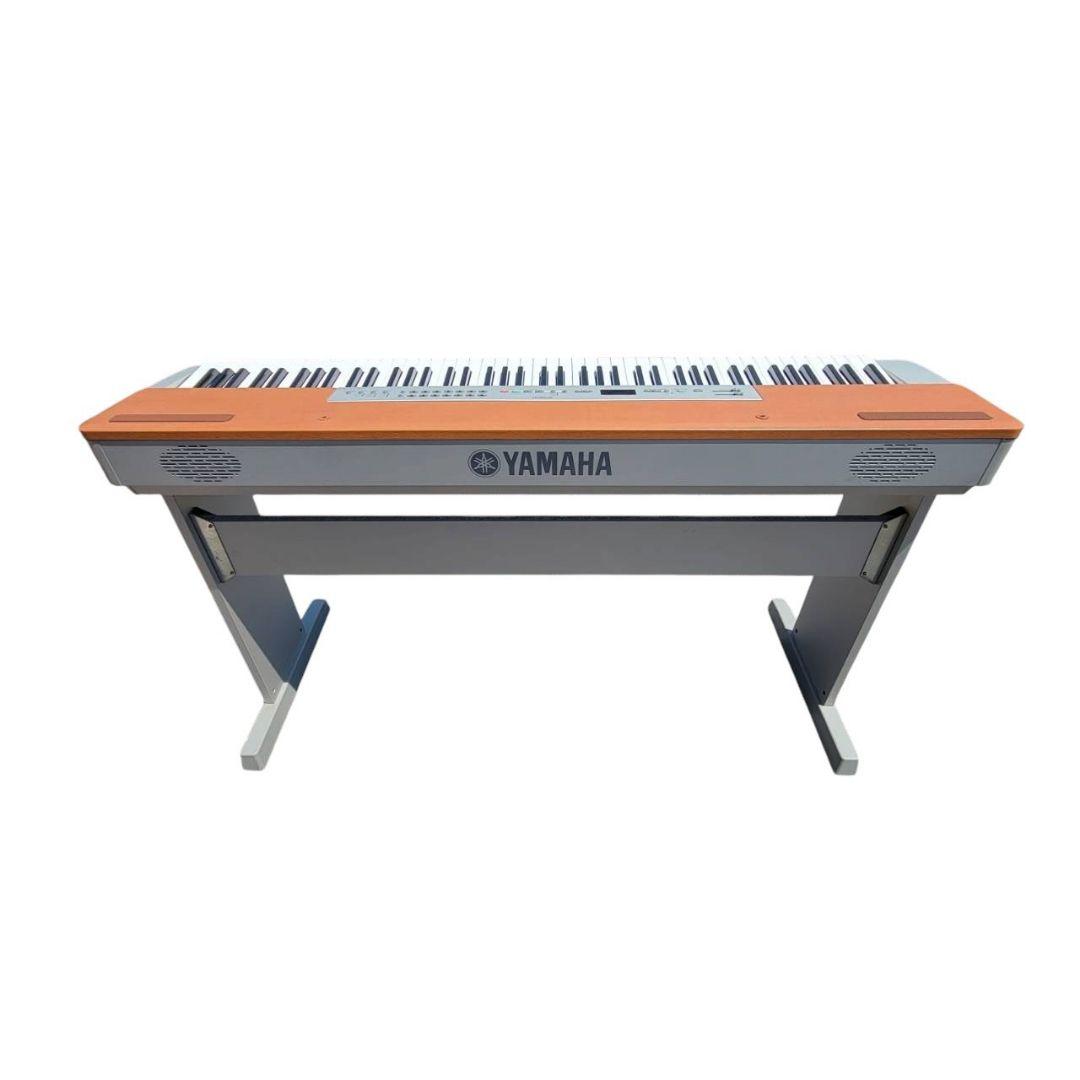 Yamaha Keyboards Digital Pianos P-120