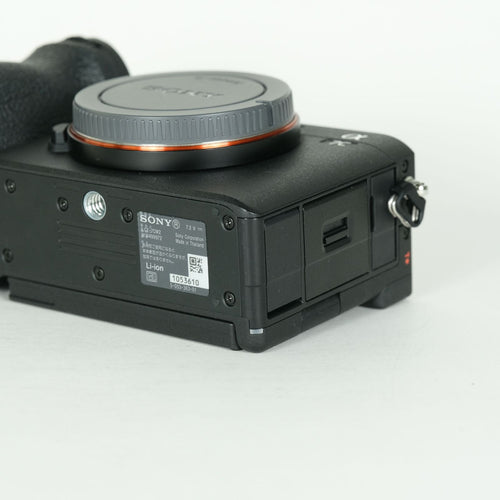 Sony Mirrorless Interchangeable Lips 390 7C Ii Ilce-7Cm2 E