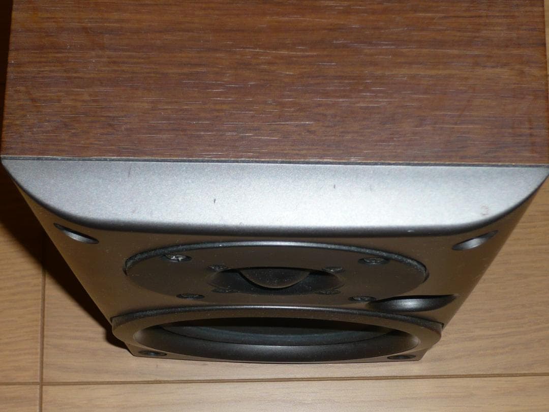 Onkyo Speakers D-032A