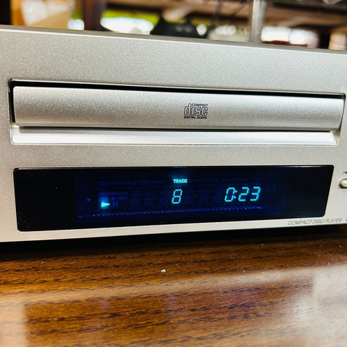 Onkyo Cd Sacd Player Intec205 C-705Fx2(S)