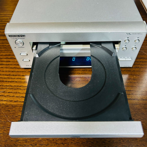 Onkyo Cd Sacd Player Intec205 C-705Fx2(S)