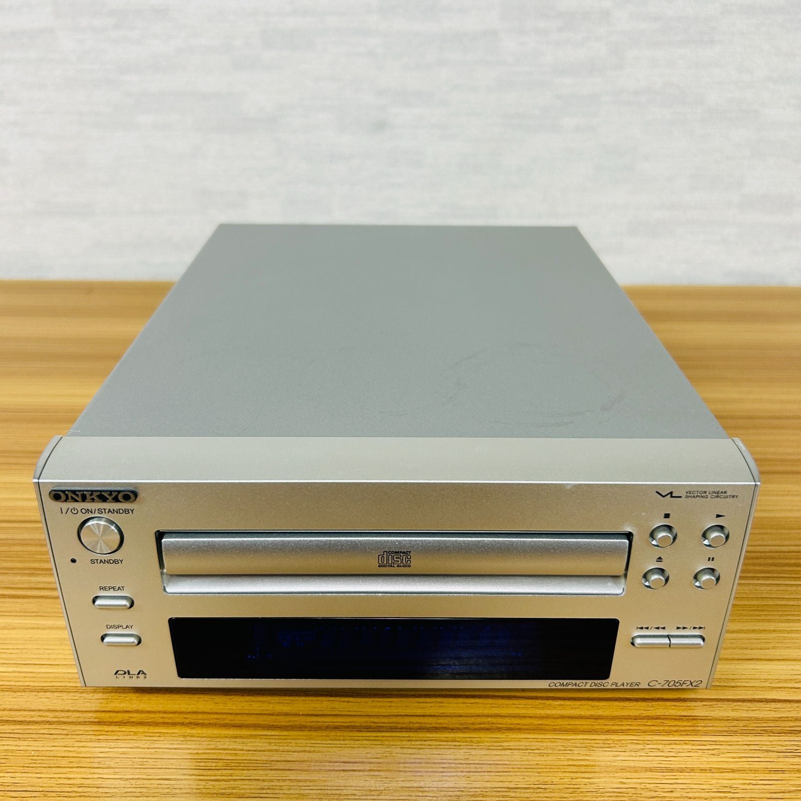 Onkyo Cd Sacd Player Intec205 C-705Fx2(S)