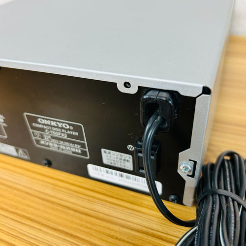 Onkyo Cd Sacd Player Intec205 C-705Fx2(S)