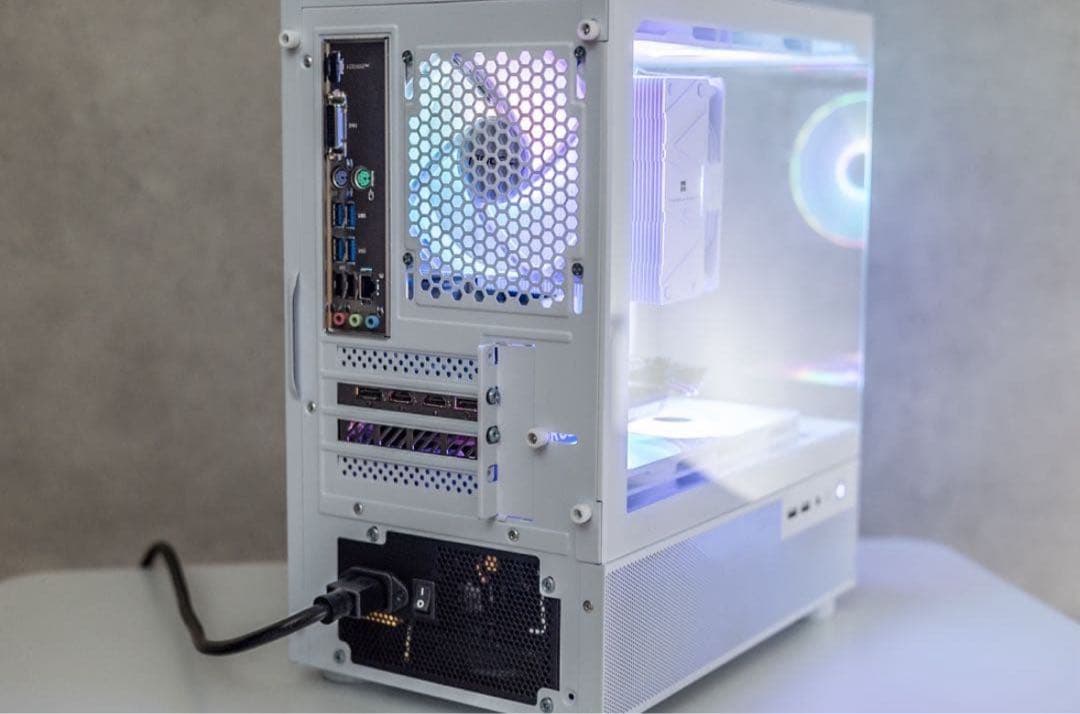 Gaming Desktop Pc Ryzen7 5700X Rtx4060 32Gb