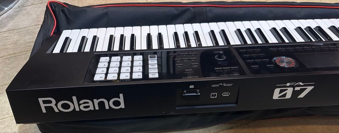 Roland Analog Synthesizers Fa-07 76