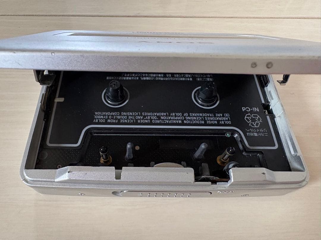 Sony Cassette Players Walkman Wm-Ex633