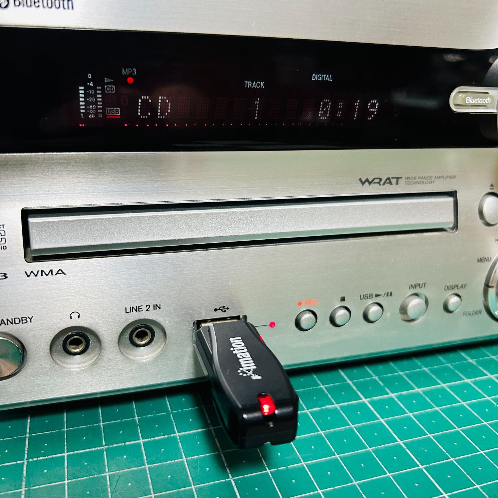 Onkyo Mini -Component Cd/Usb/Sd Nfr-9(S)