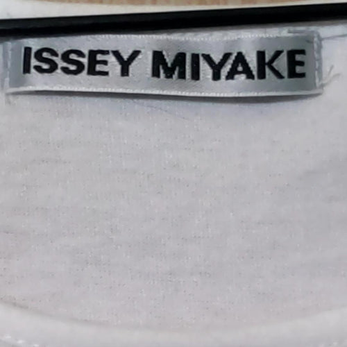 Issey Miyake Short-Sleeve T