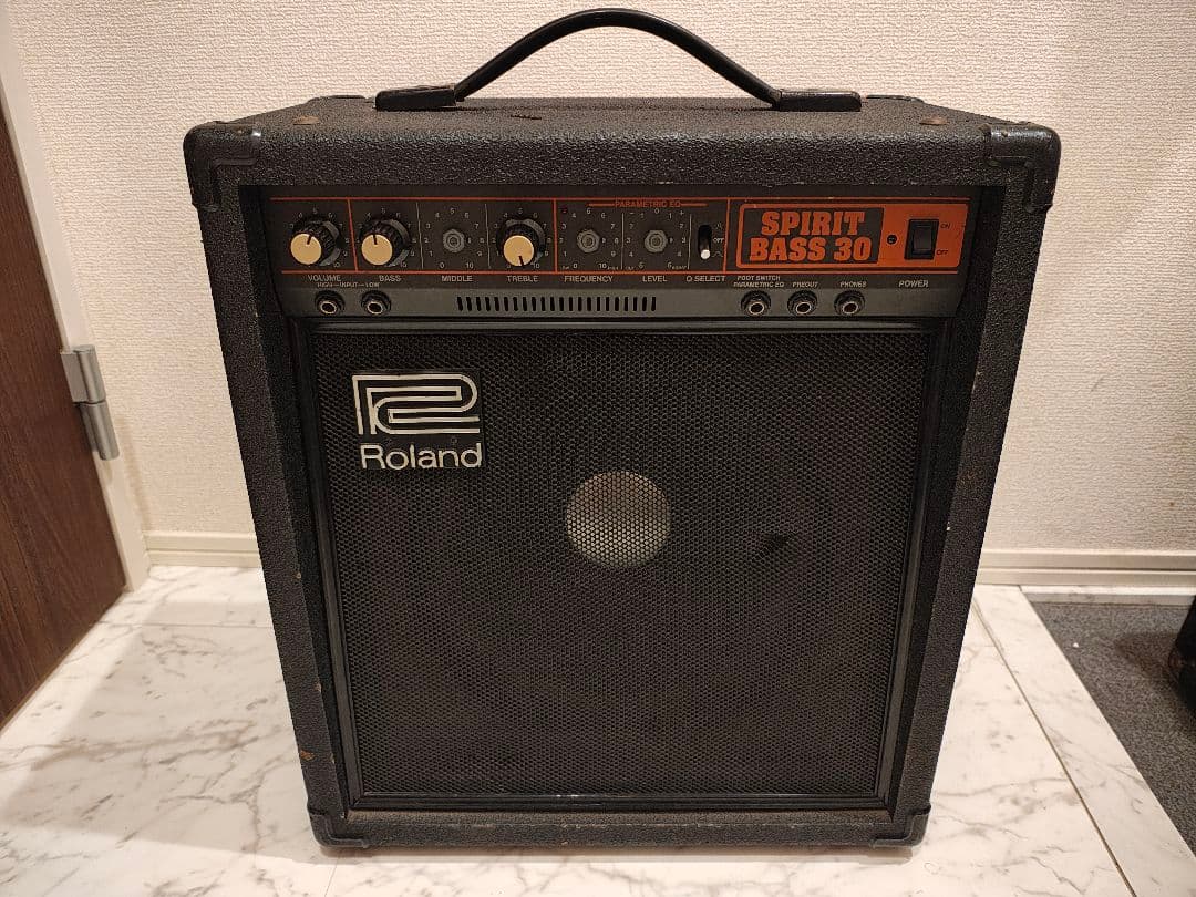 Roland Base Amplifier Spirit Bass 30