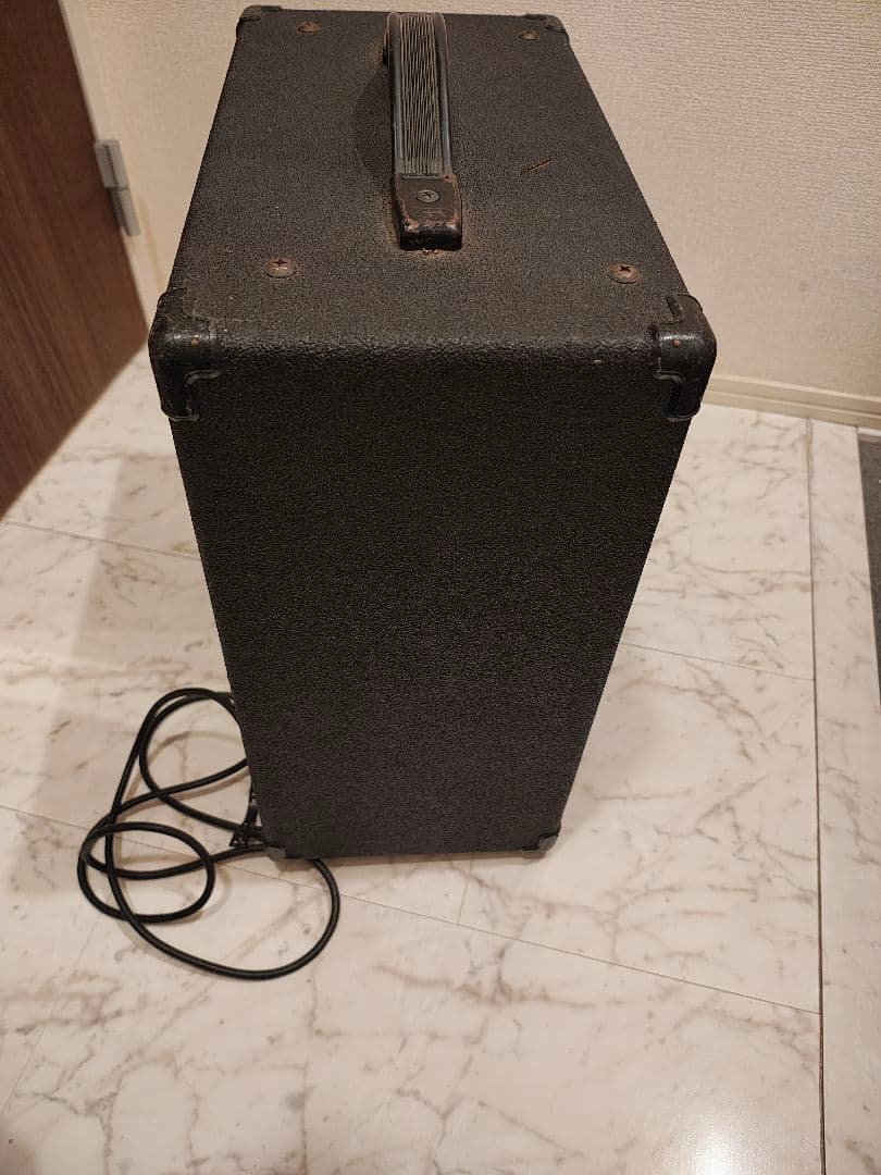 Roland Base Amplifier Spirit Bass 30