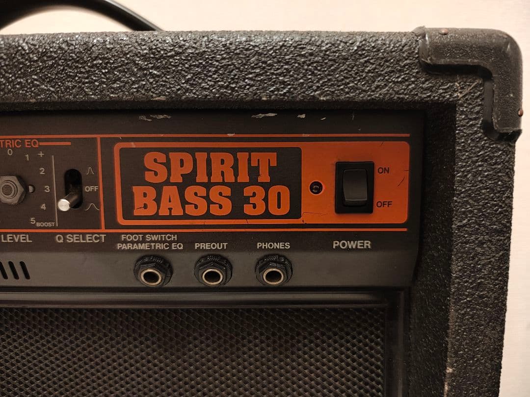 Roland Base Amplifier Spirit Bass 30