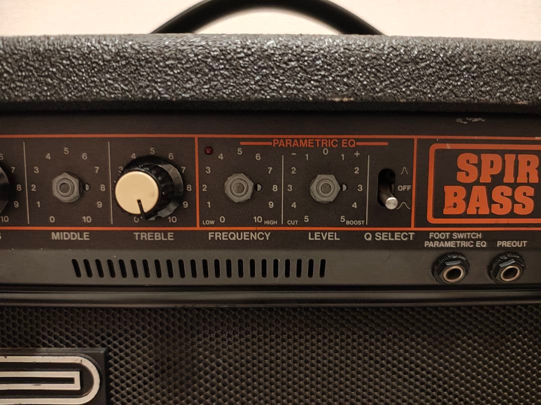 Roland Base Amplifier Spirit Bass 30