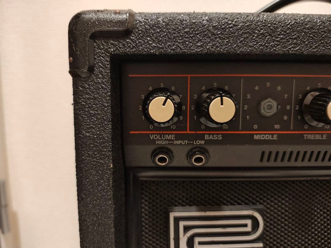 Roland Base Amplifier Spirit Bass 30