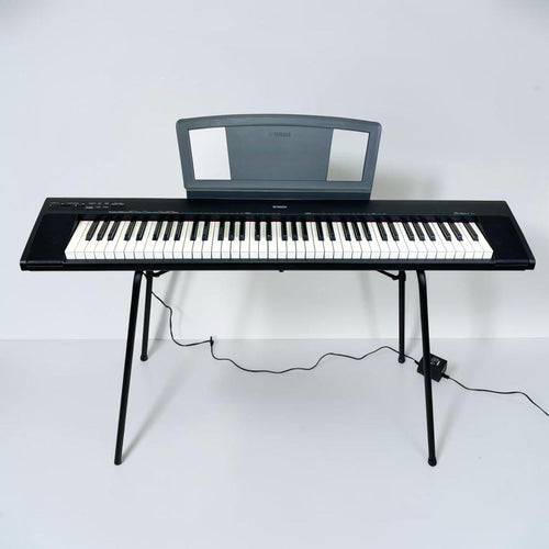 Yamaha Keyboards Digital Pianos Np-30 Portable Grand Np-30S/
