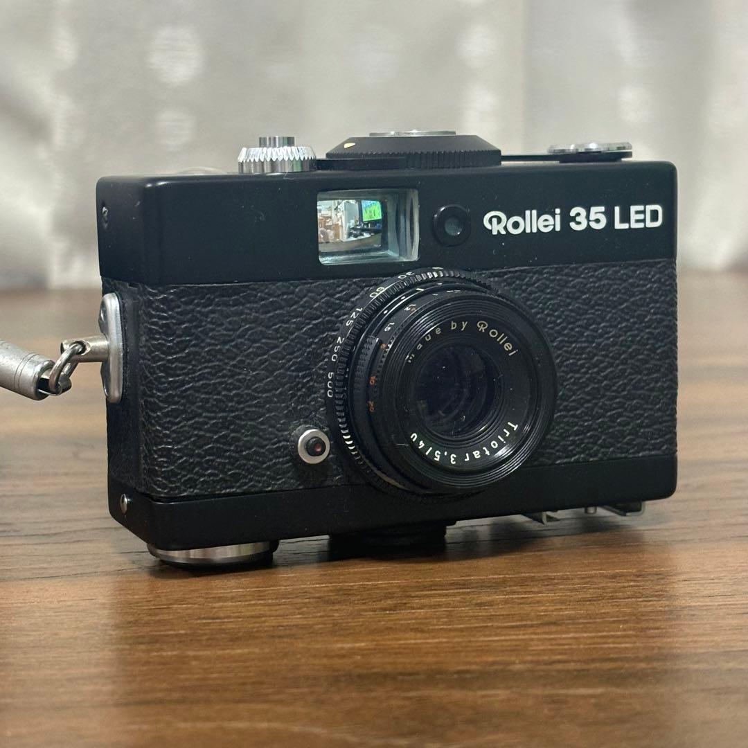 Compact Camera (Film) Rollei 35 Led