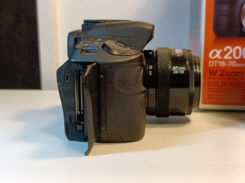 Sony Digital Slr 200 W
