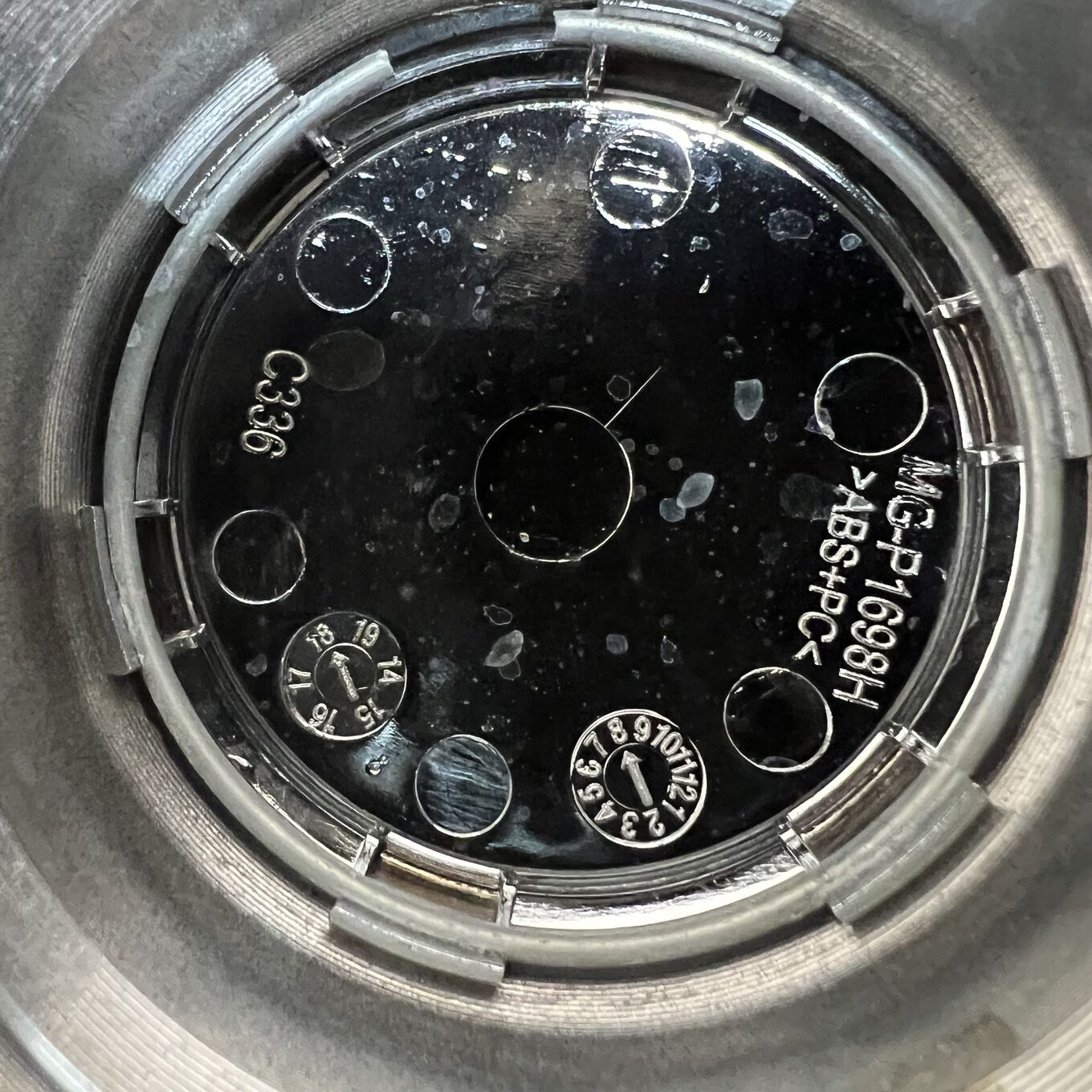 Hot Stuff 15 Inches Exceeder 4X100 #168D40426