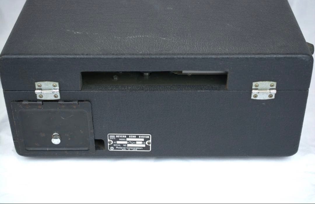 Roland Guitar Effects Units 1974 Re-201 Space Echo