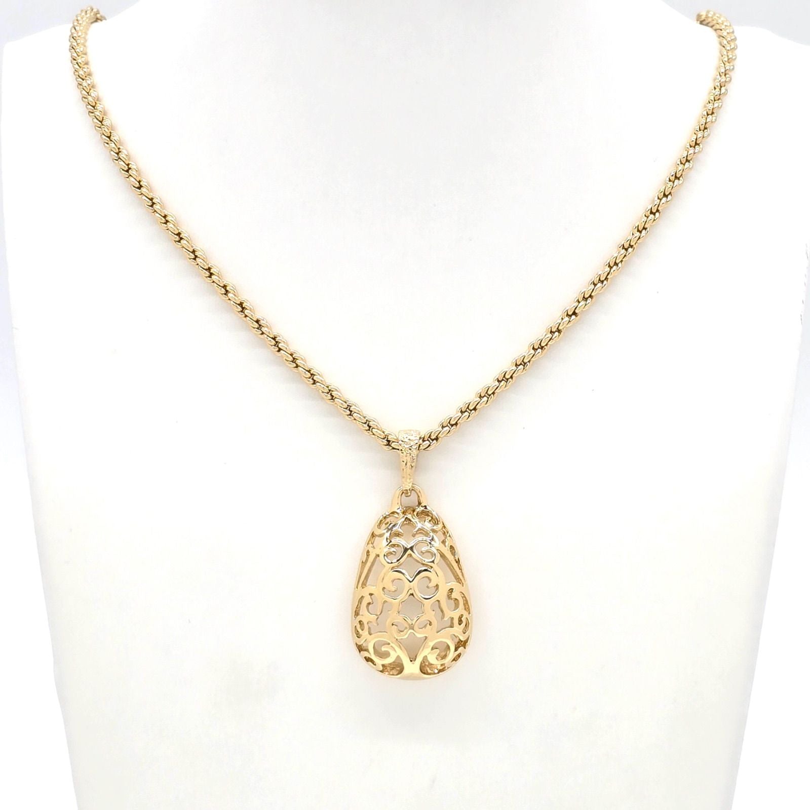 Yves Saint Laurent Necklace 54