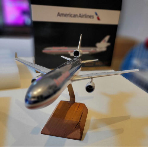 Gemini Jets Aircraft Helicopter 200 American Md-11 1/200