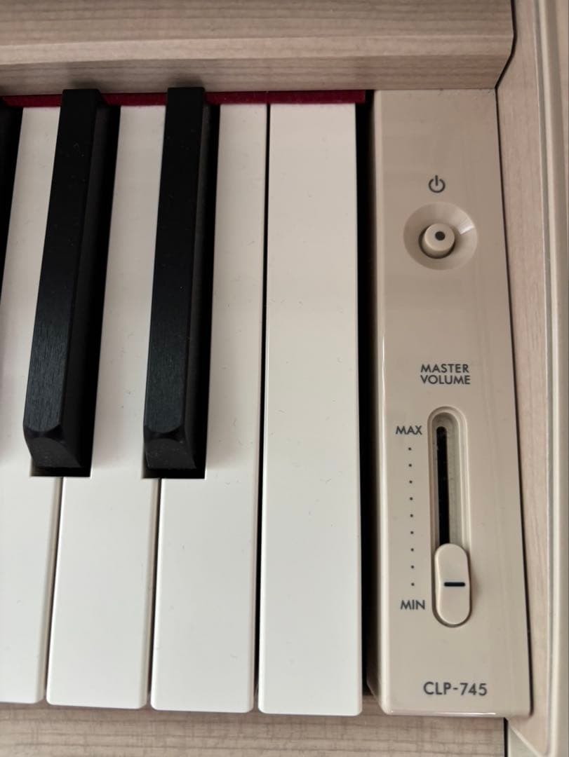 Yamaha Keyboard Electronic Piano Clp-745