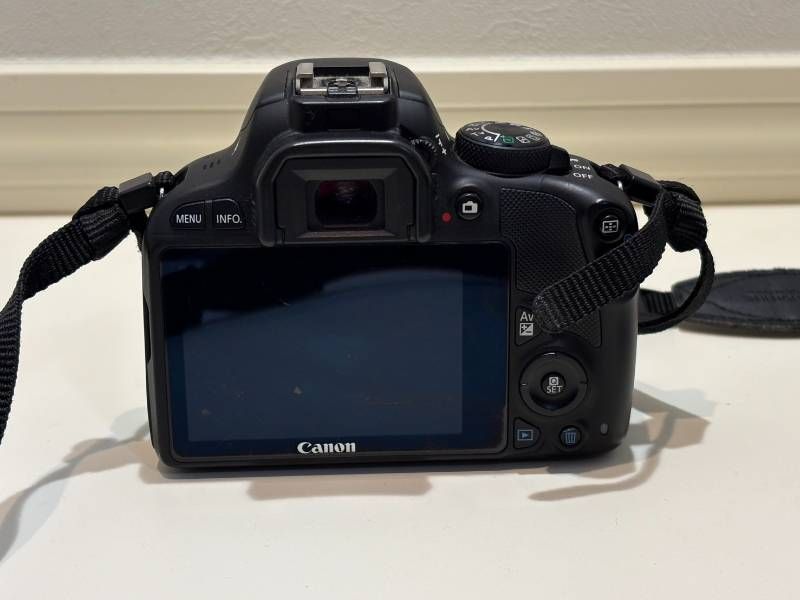 Canon Digital Slr Eos Kiss X7