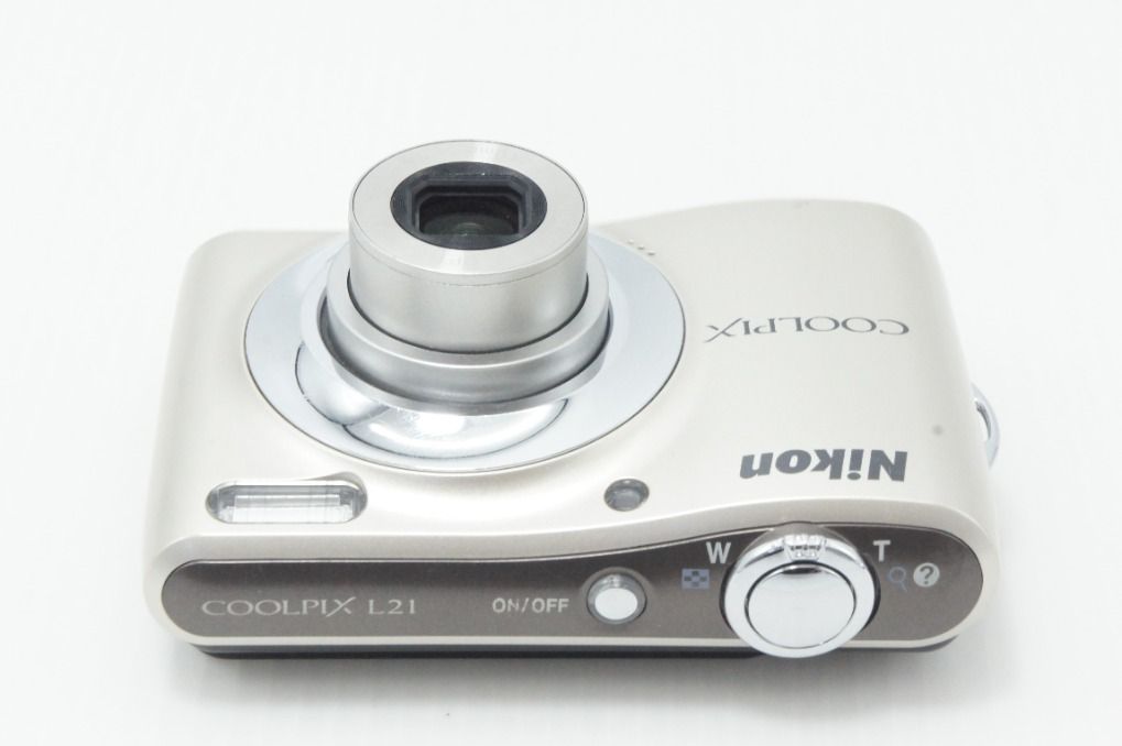 Nikon Compact Digital Camera Coolpix L21 260629D