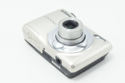 Nikon Compact Digital Camera Coolpix L21 260629D