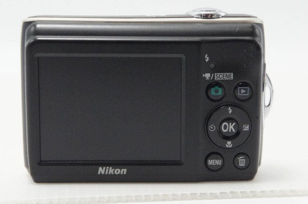 Nikon Compact Digital Camera Coolpix L21 260629D