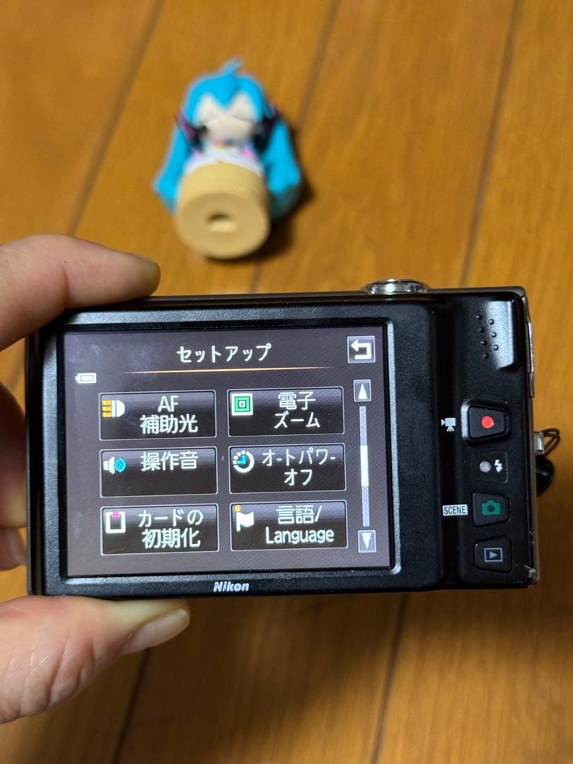 Nikon Compact Digital Camera Coolpix S6100