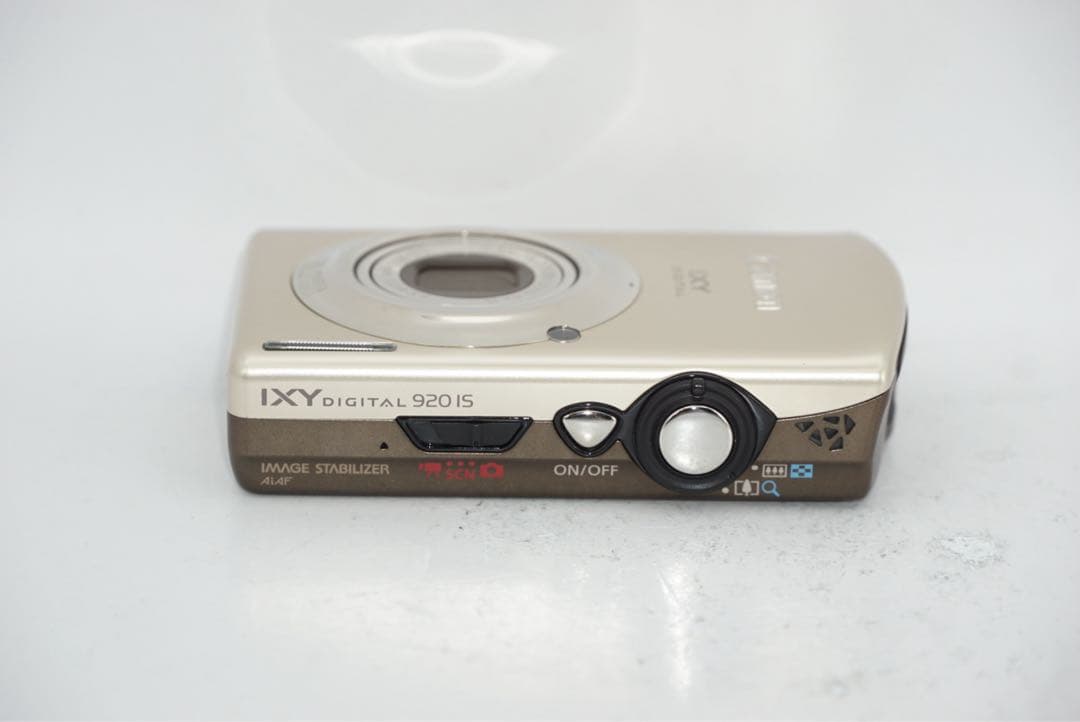 Compact Digital Camera Canon Ixy 920Is