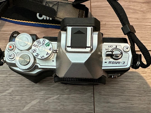 Olympus Mirrorless Interchangeable Lens Cameras Om-D E-10 Mark Ez